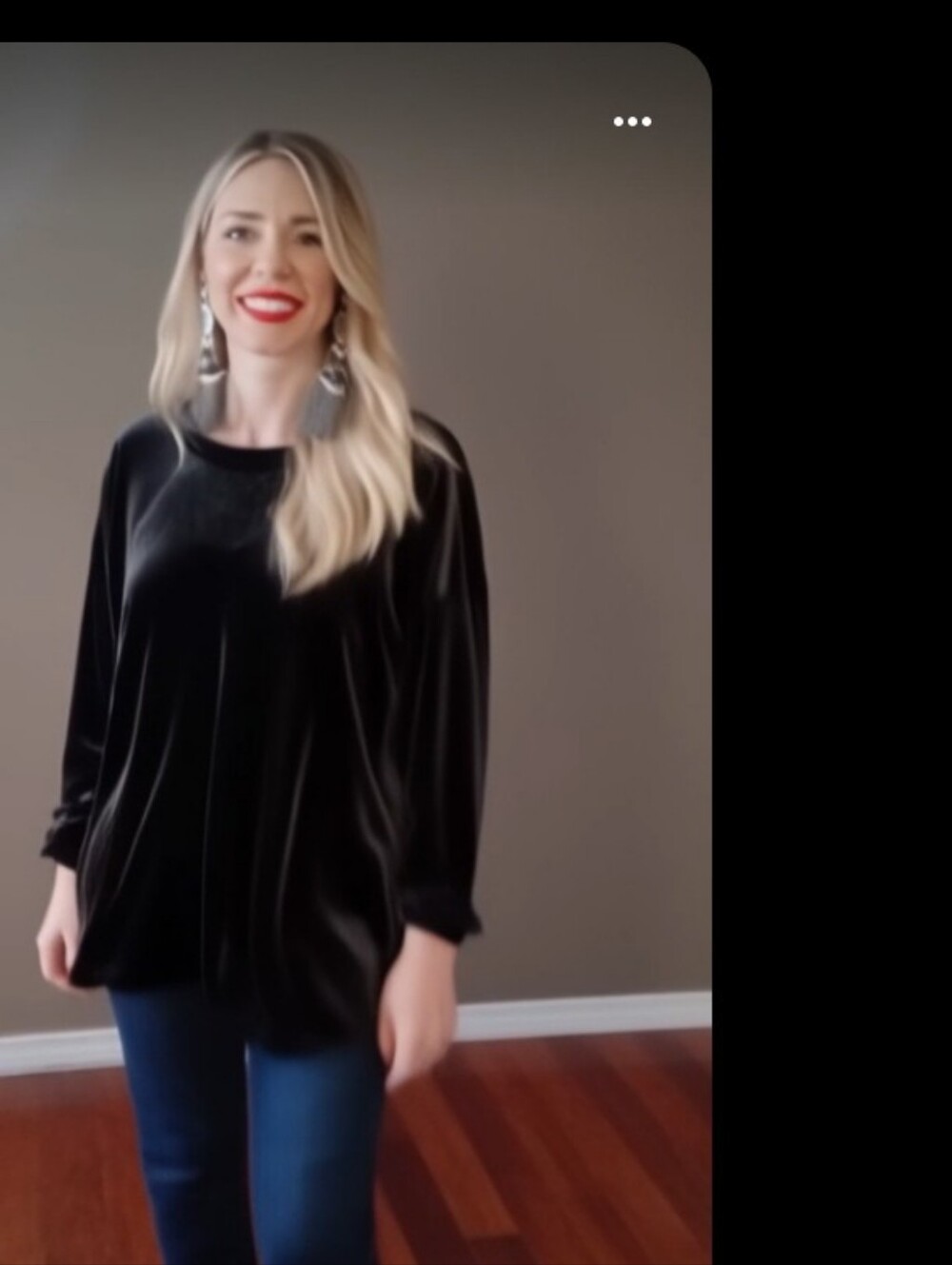 CHICO'S Black Velvet Long-Sleeve Women’s Top SIZE 3 IN CHICOS BRAND IS XL
